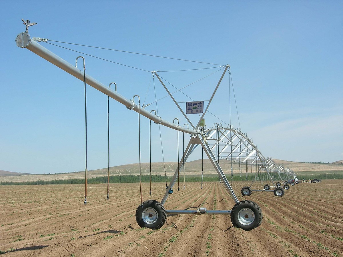 Case of intelligent valve for farmland irrigation